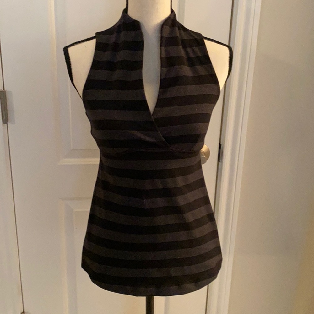 Lululemon active wear top